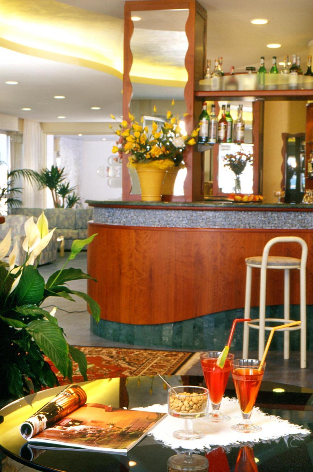 Hotel Foschi-Peninsula Беллария-Иджеа-Марина Экстерьер фото
