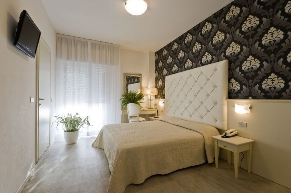 Hotel Foschi-Peninsula Беллария-Иджеа-Марина Экстерьер фото